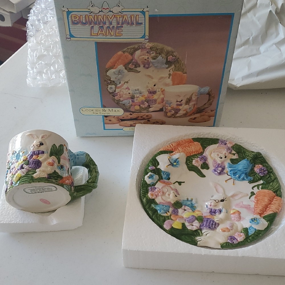 Bunnytail Lane Cookie Mug and Plate Set
